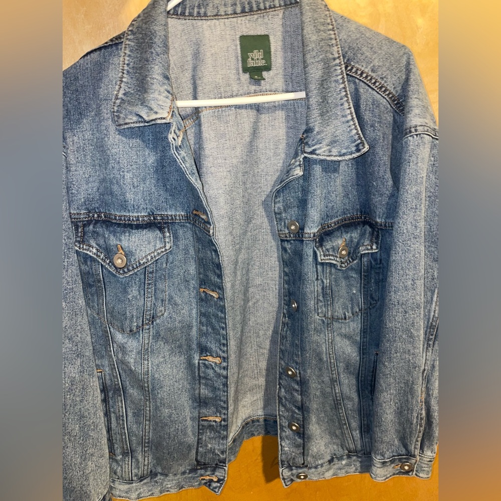Wild Fable Jean Jacket Size Medium